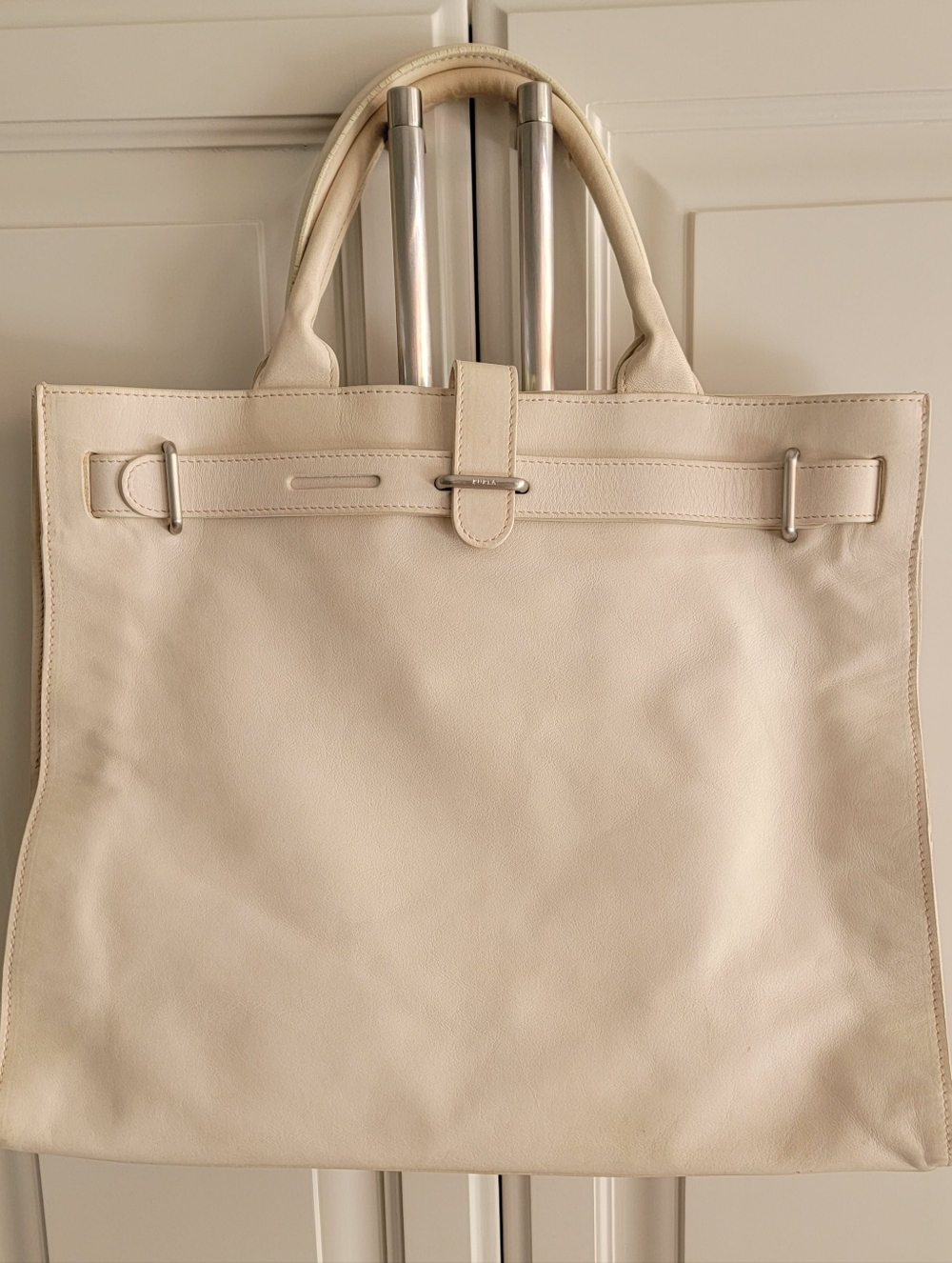 Furla Ivory Leather Medium Shopper